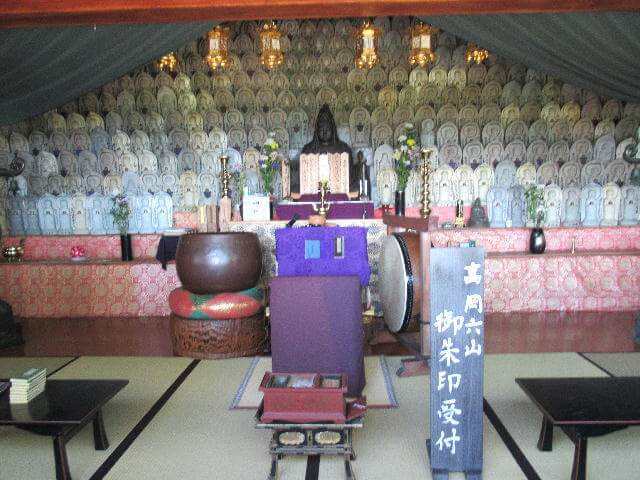 佛石寺千体地蔵堂